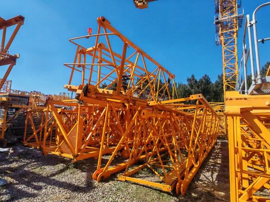 Zoomlion 6012 Kullanılmış vinç 8 ton maksimum yük ve 2.8m inşaat projeleri için tüm direği